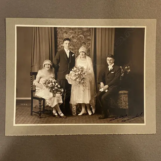 Walter Clegg (1891-1945), 'Mr & Mrs Jim Morton', NZ, 1924, 145 x 194mm (image)